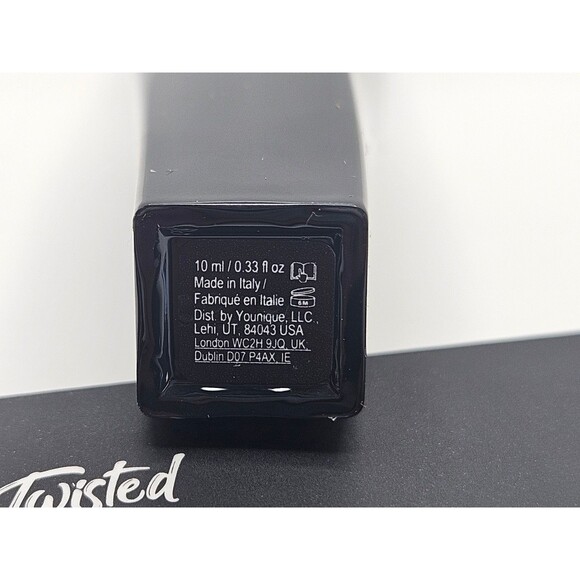 Younique Moodstruck Epic Twisted Black Mascara New in Box - Picture 2 of 6